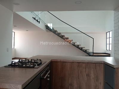 Apartamento de 3 alcobas en venta en Laureles, Medellín, 166 m² · foto 5 de 18