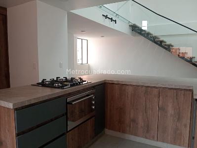 Apartamento de 3 alcobas en venta en Laureles, Medellín, 166 m² · foto 6 de 18
