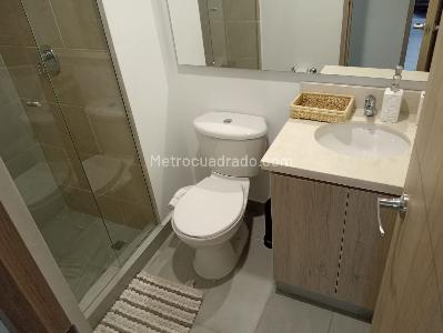 Apartamento en arriendo en Laureles, Medellín · foto 17 de 19