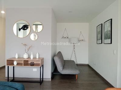 Apartamento en arriendo en Laureles, Medellín · foto 4 de 19