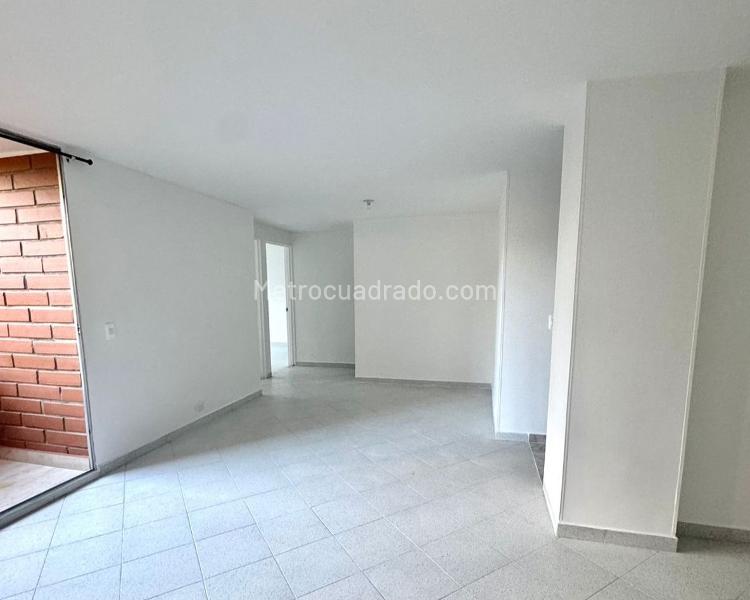 2BR Apartment for Rent in Belún Gated Community with Parking - 2