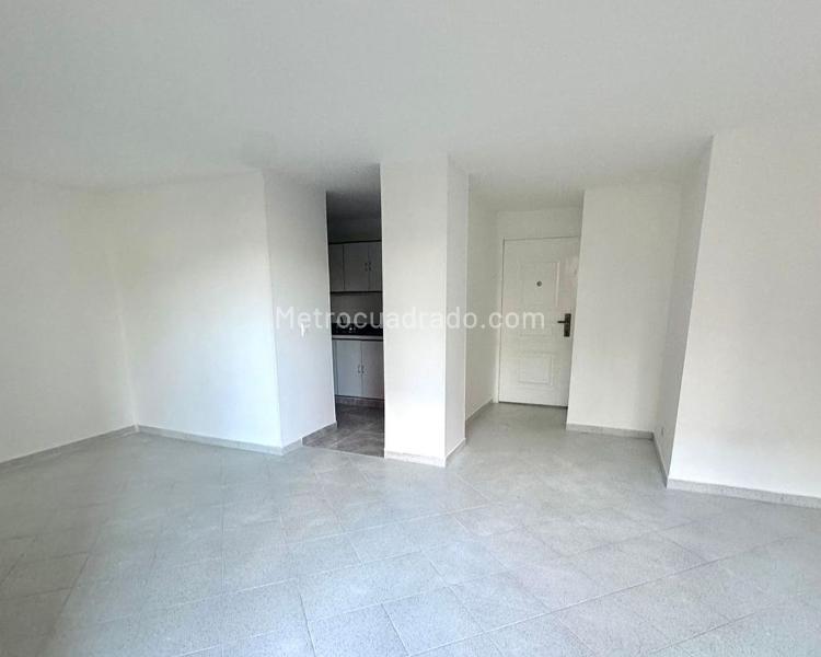 2BR Apartment for Rent in Belún Gated Community with Parking - 4