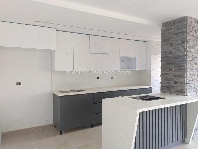 Apartamento de 3 alcobas en venta en Belen, Medellín, 106 m² · foto 4 de 15