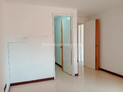 Apartamento de 3 alcobas en arriendo en Laureles, Medellín, 109 m² · foto 10 de 18