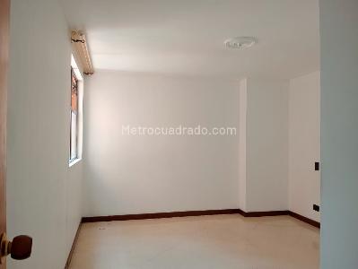 Apartamento de 3 alcobas en arriendo en Laureles, Medellín, 109 m² · foto 14 de 18