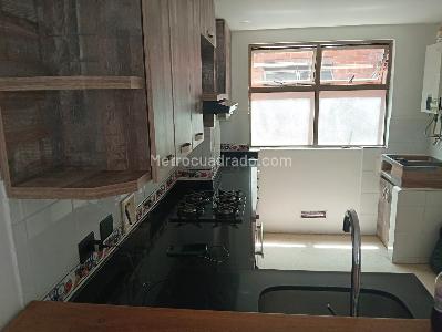 Apartamento de 3 alcobas en arriendo en Laureles, Medellín, 109 m² · foto 3 de 18
