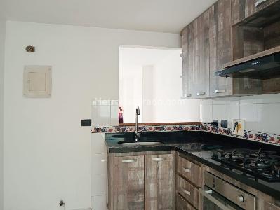 Apartamento de 3 alcobas en arriendo en Laureles, Medellín, 109 m² · foto 4 de 18