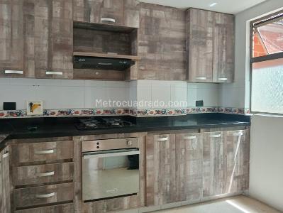 Apartamento de 3 alcobas en arriendo en Laureles, Medellín, 109 m² · foto 5 de 18
