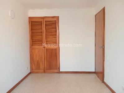 Apartamento de 3 alcobas en arriendo en Laureles, Medellín, 110 m² · foto 12 de 18