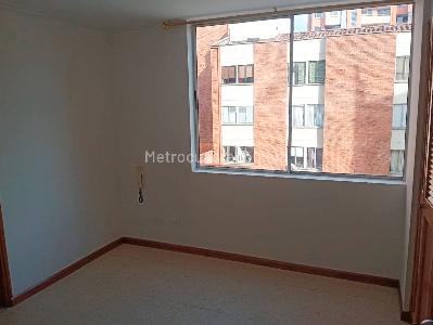 Apartamento de 3 alcobas en arriendo en Laureles, Medellín, 110 m² · foto 15 de 18
