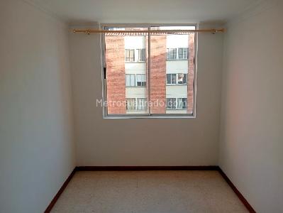 Apartamento de 3 alcobas en arriendo en Laureles, Medellín, 110 m² · foto 16 de 18