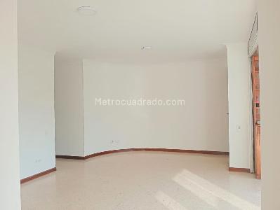 Apartamento de 3 alcobas en arriendo en Laureles, Medellín, 110 m² · foto 3 de 18