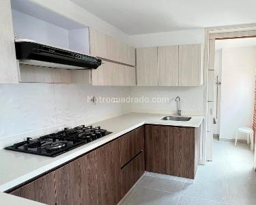 Apartamento de 2 alcobas en venta en Belen, Medellín, 83 m² · foto 3 de 11