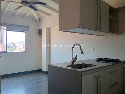 Apartamento de 1 alcoba en arriendo en Laureles, Medellín, 35 m² · foto 5 de 11