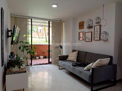 Apartamento en venta en Belen Loma De Los Bernal, Medellín · foto 3 de 18