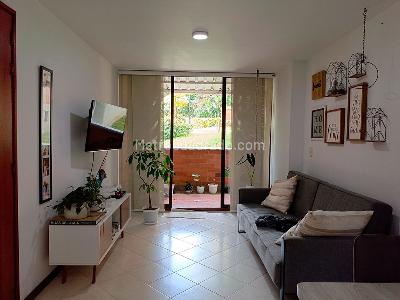 Apartamento en venta en Belen Loma De Los Bernal, Medellín · foto 5 de 18