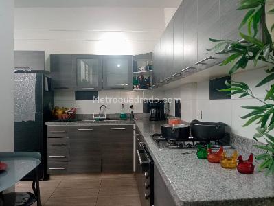 Apartamento en venta en La America, Medellín · foto 5 de 18