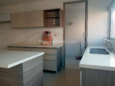 Apartamento en venta en Laureles, Medellín · foto 3 de 19