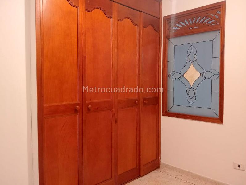 Apartamento Exterior de 3 Alcobas en Laureles con Balcón y Parqueadero - 7