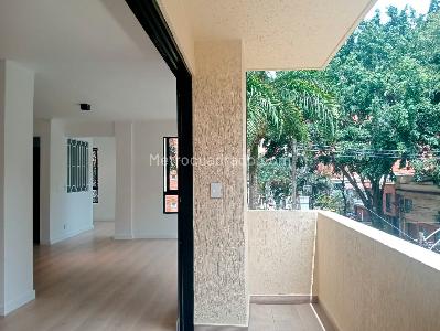 Apartamento en venta en Laureles, Medellín · foto 20 de 20