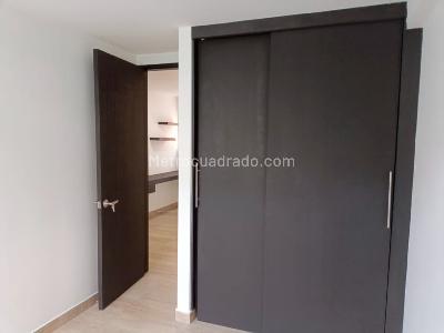 Apartamento de 3 alcobas en venta en Belen, Medellín, 85 m² · foto 10 de 18
