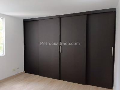Apartamento de 3 alcobas en venta en Belen, Medellín, 85 m² · foto 8 de 18