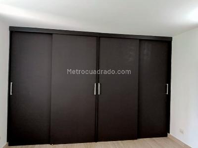 Apartamento de 3 alcobas en venta en Belen, Medellín, 85 m² · foto 9 de 18