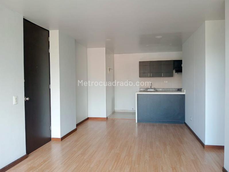 3BR Apartment for Rent in Gated Unit in La Amúrica - 2