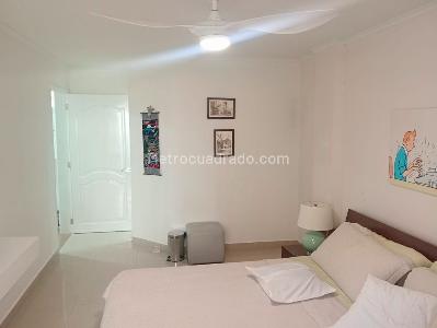 Apartamento de 3 alcobas en venta en Laureles, Medellín, 180 m² · foto 12 de 16