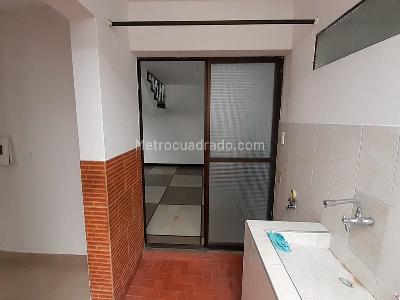 Casa de 4 alcobas en venta en Laureles, Medellín, 240 m² · foto 11 de 16