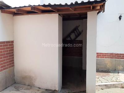 Casa de 4 alcobas en venta en Laureles, Medellín, 240 m² · foto 14 de 16
