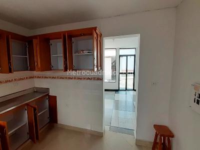 Casa de 4 alcobas en venta en Laureles, Medellín, 240 m² · foto 5 de 16
