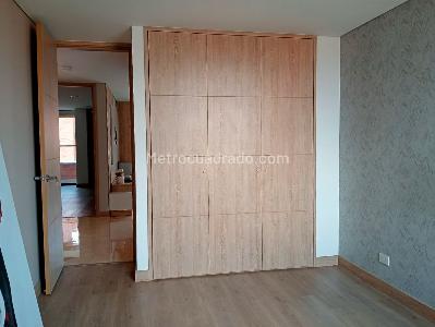 Apartamento de 3 alcobas en venta en Laureles, Medellín, 161 m² · foto 10 de 19
