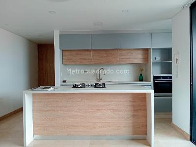 Apartamento de 3 alcobas en venta en Laureles, Medellín, 161 m² · foto 5 de 19