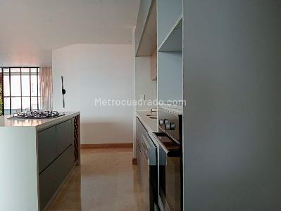 Apartamento de 3 alcobas en venta en Laureles, Medellín, 161 m² · foto 6 de 19