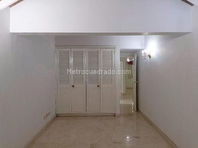 Casa de 5 alcobas en venta en Belen, Medellín, 198 m² · foto 13 de 20