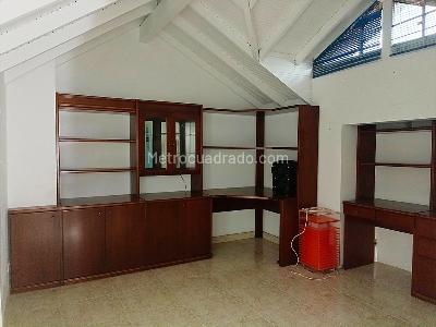 Casa de 5 alcobas en venta en Belen, Medellín, 198 m² · foto 15 de 20