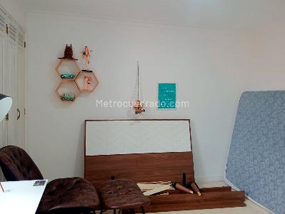Apartamento de 3 alcobas en venta en Laureles, Medellín, 124 m² · foto 10 de 19