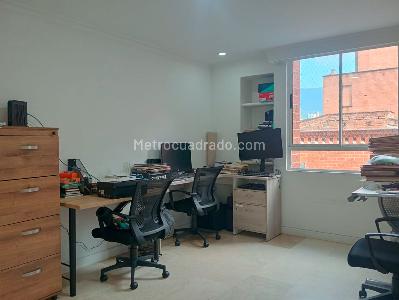 Apartamento de 3 alcobas en venta en Laureles, Medellín, 124 m² · foto 15 de 19