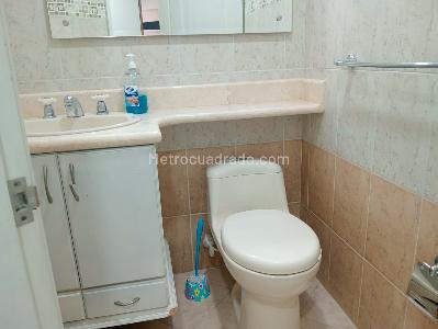 Apartamento de 3 alcobas en venta en Laureles, Medellín, 124 m² · foto 17 de 19