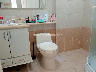 Apartamento de 3 alcobas en venta en Laureles, Medellín, 124 m² · foto 18 de 19