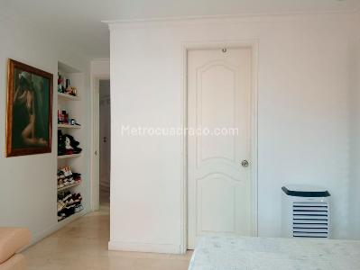 Apartamento de 3 alcobas en venta en Laureles, Medellín, 124 m² · foto 8 de 19