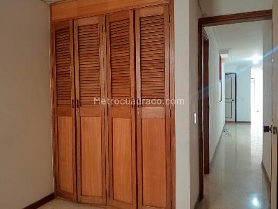 Apartamento en venta en Laureles, Medellín · foto 13 de 18