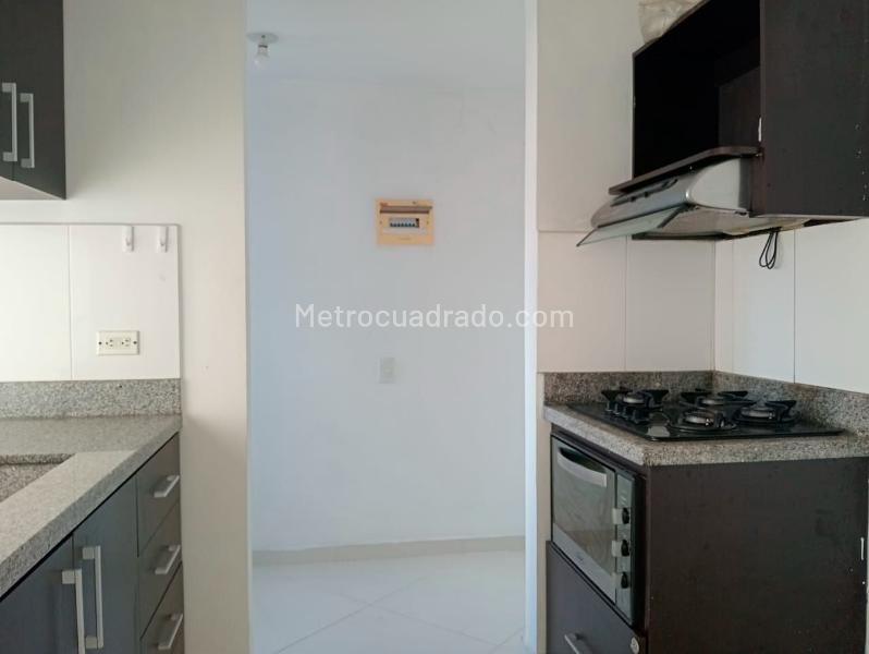 Apartamento de 3 Alcobas en Los Colores con Amenidades - 6