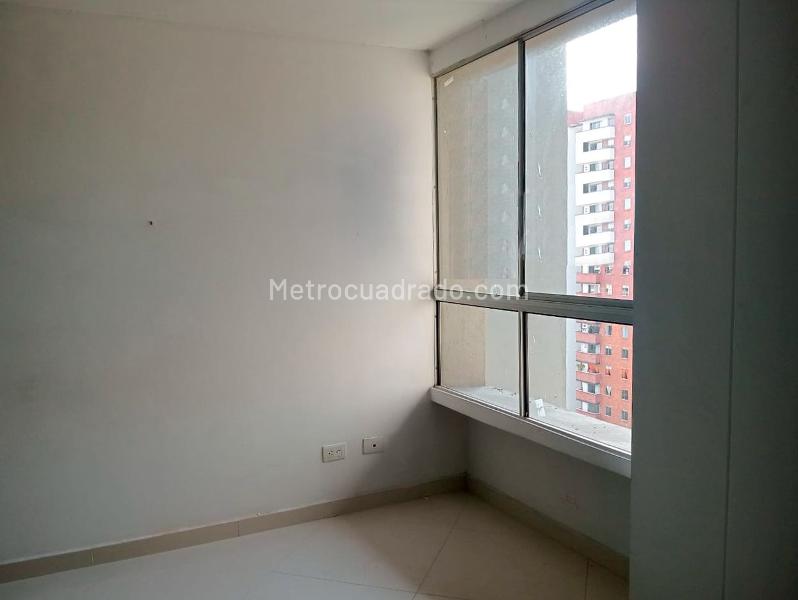 Apartamento de 3 Alcobas en Los Colores con Amenidades - 9