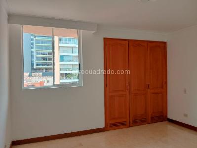 Apartamento de 3 alcobas en venta en Laureles, Medellín, 145 m² · foto 9 de 19