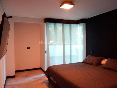 Apartamento de 4 alcobas en venta en Laureles, Medellín, 249 m² · foto 14 de 19