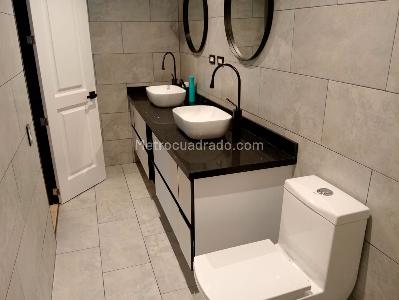 Apartamento de 4 alcobas en venta en Laureles, Medellín, 249 m² · foto 16 de 19