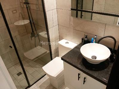 Apartamento de 4 alcobas en venta en Laureles, Medellín, 249 m² · foto 17 de 19