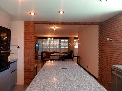 Apartamento de 4 alcobas en venta en Laureles, Medellín, 249 m² · foto 4 de 19